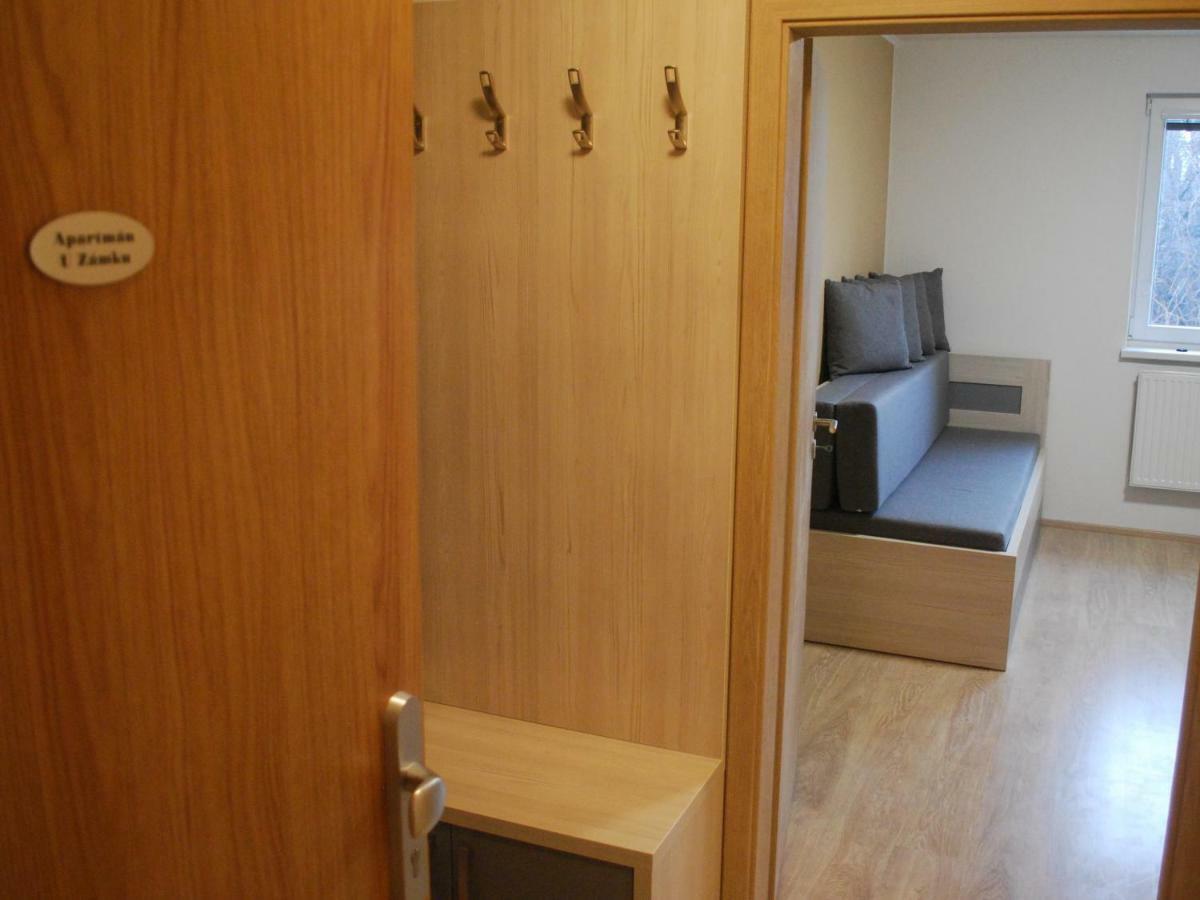 Apartman U Zamku Loucna nad Desnou Exterior photo